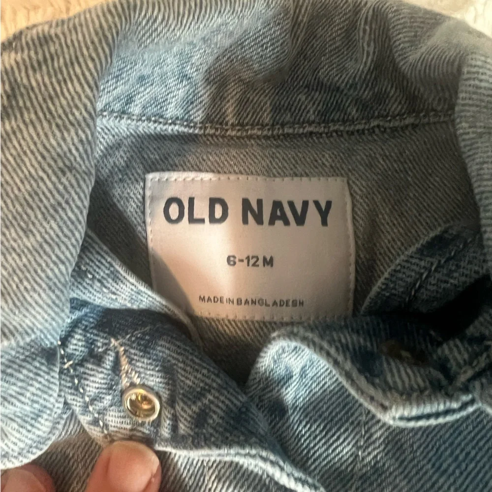 Old Navy Bundle 6-12 Months